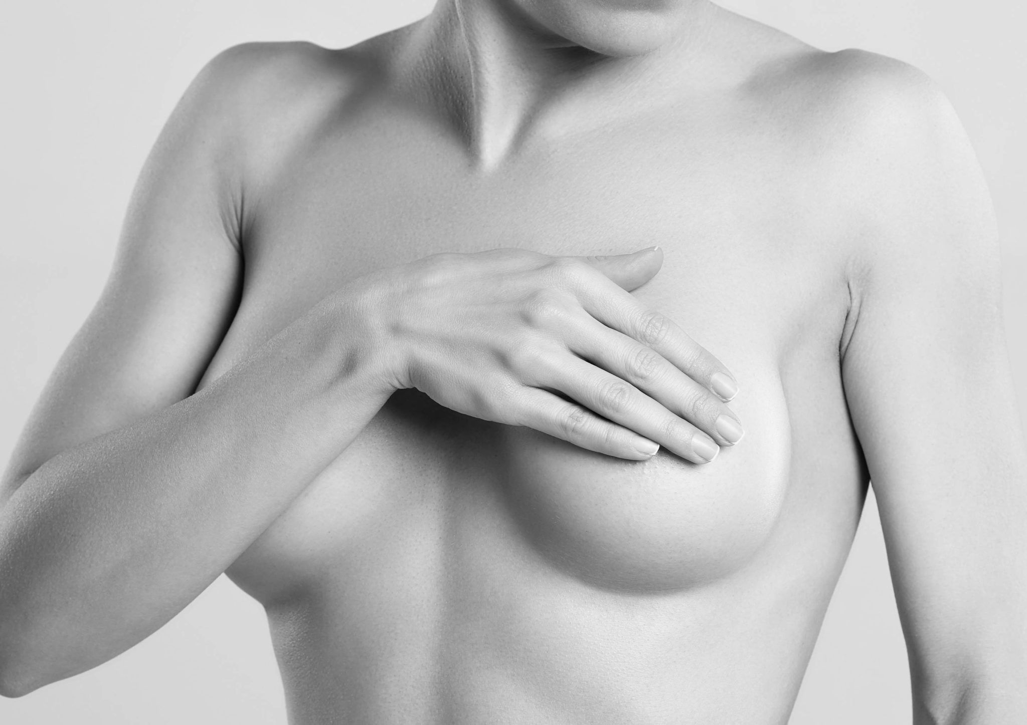 L’augmentation mammaire par prothèses à Rennes | Dr Robert